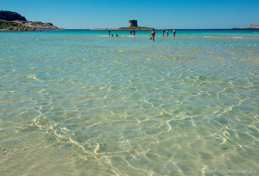 sardinia_shallow_beach_castle
